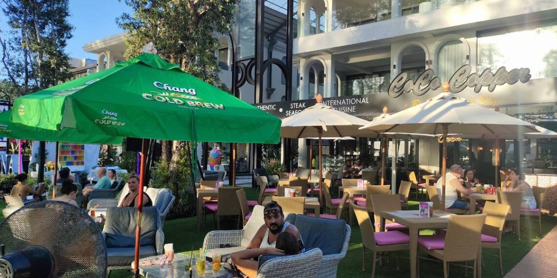 Coco Copper Bistro & Beach Bar Patong phuket