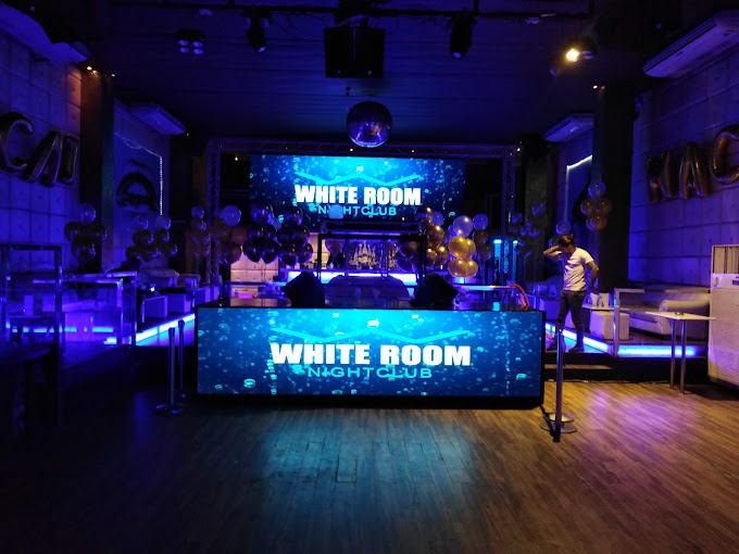 White Room phuket