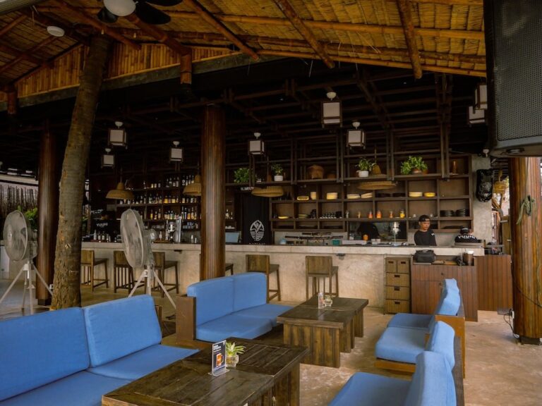 yuuhi beach club bangtao beach